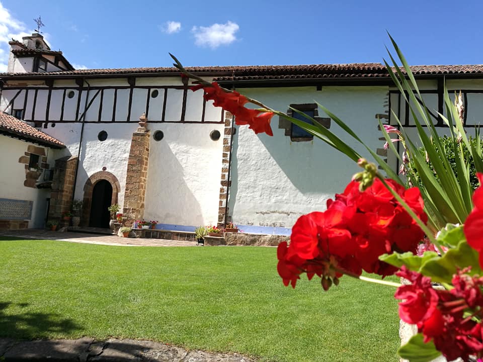 39200117_10214389980054872_2013258725929779200_n