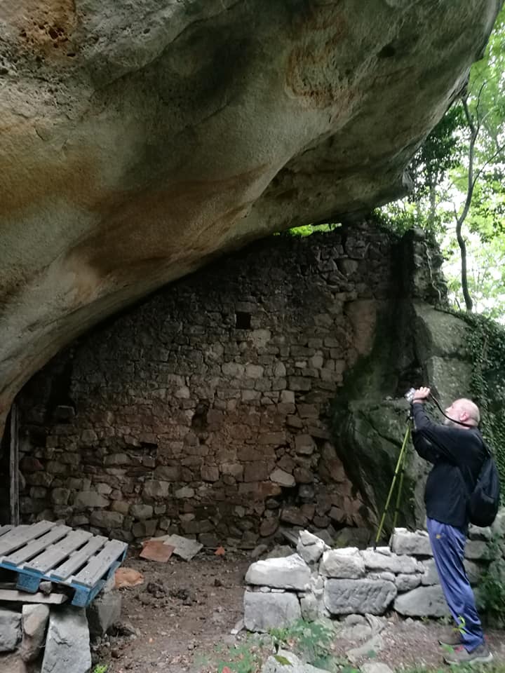 39313072_10214398911878162_969337250707931136_n