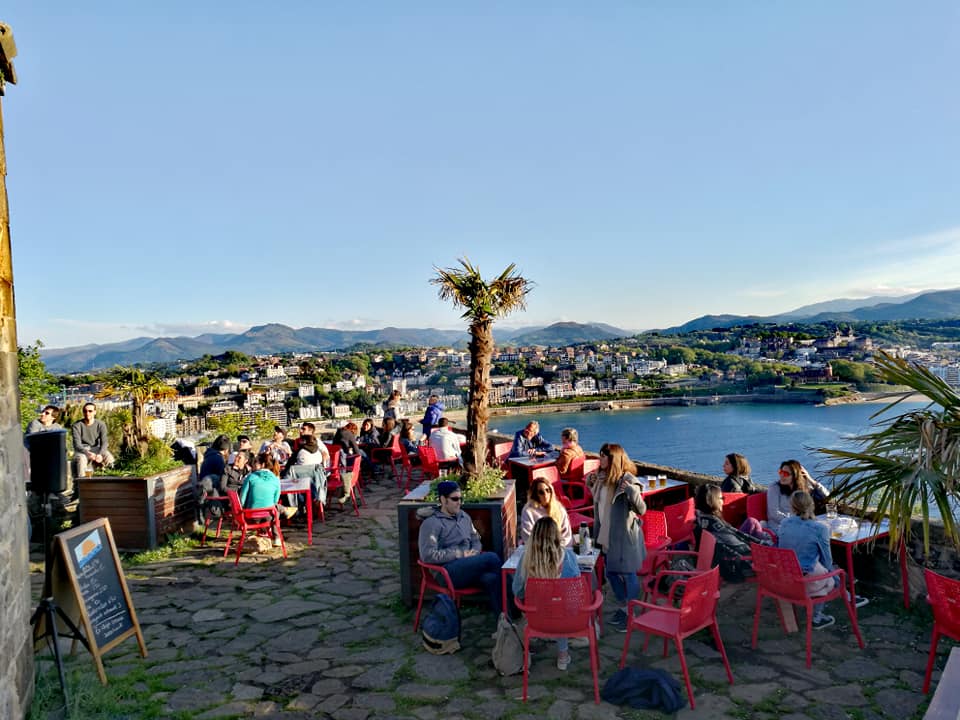 40546149_10214516880747310_9060349436374286336_n