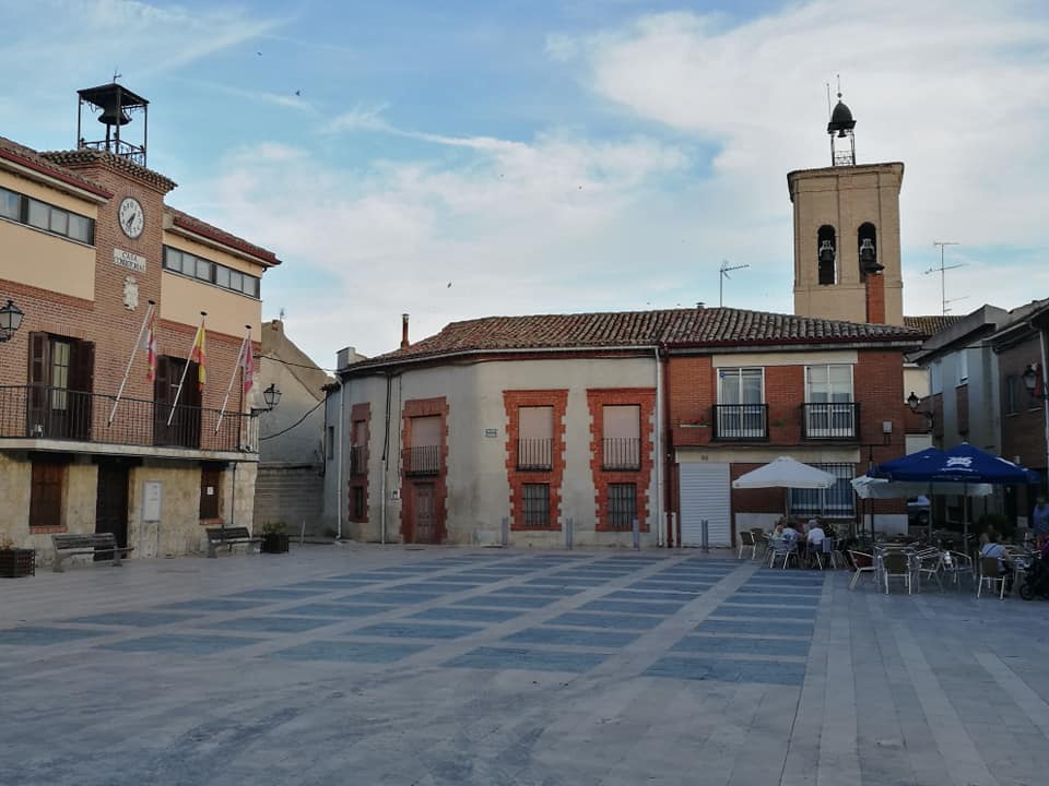 41897945_10214621584484838_5947147210821992448_n