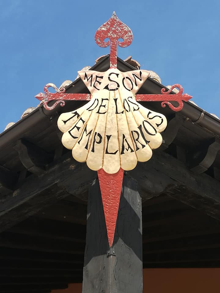 41932672_10214621502642792_6184656299540611072_n (1)