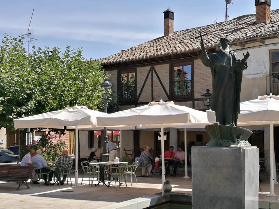 41942262_10214621518363185_4887019496847441920_n