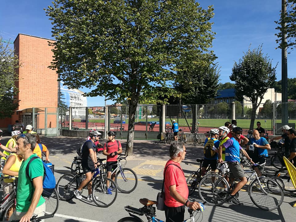 42427560_10214660960389211_3913545587043074048_n