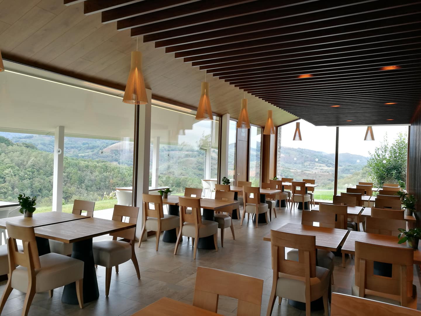 43705675_10214785498422584_2381717102600912896_o