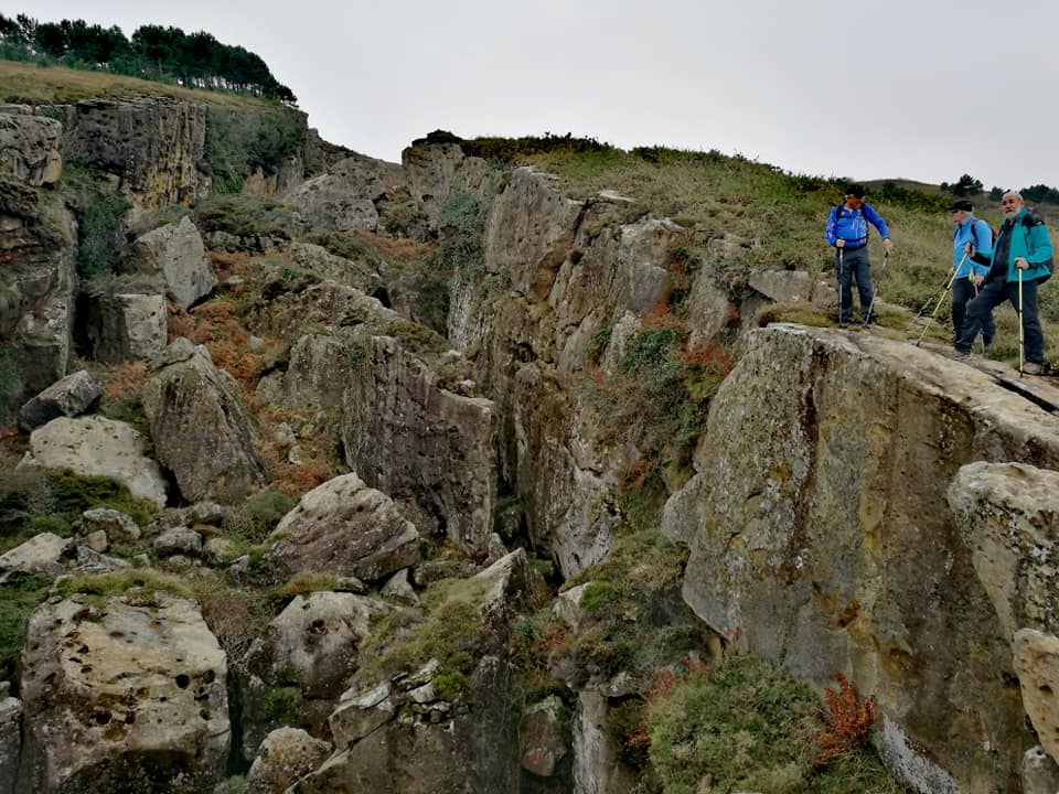 47294700_10215165131273168_7131221431781687296_n