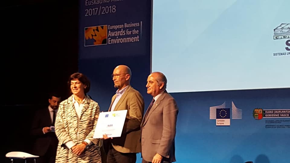 47579892_10215169038210839_8501582815459016704_n