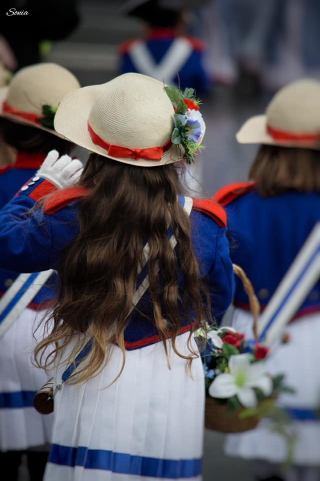 50314641_2201338893229790_829300490561912832_n