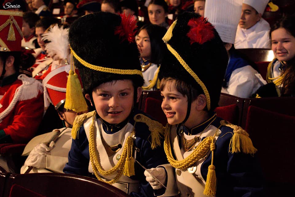 50317418_2196551993708480_527177870892597248_n