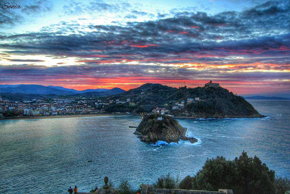 12565428_1061077720589252_4767794822644842863_n