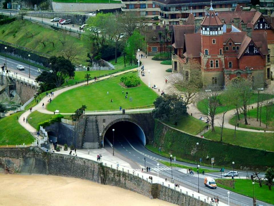 30227052_10213517559284898_847909523497206335_n