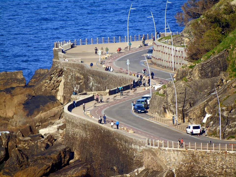 58655503_10216129790269040_3320345796703944704_n