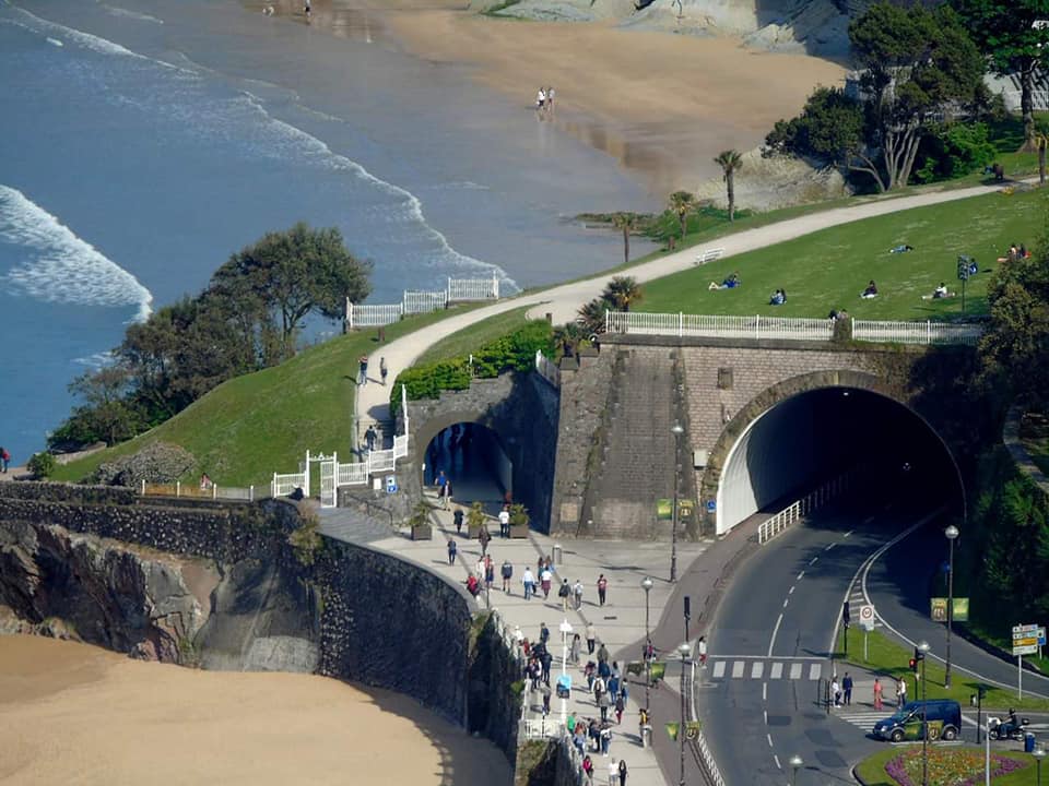 59414867_10216129792029084_8914787110607650816_n