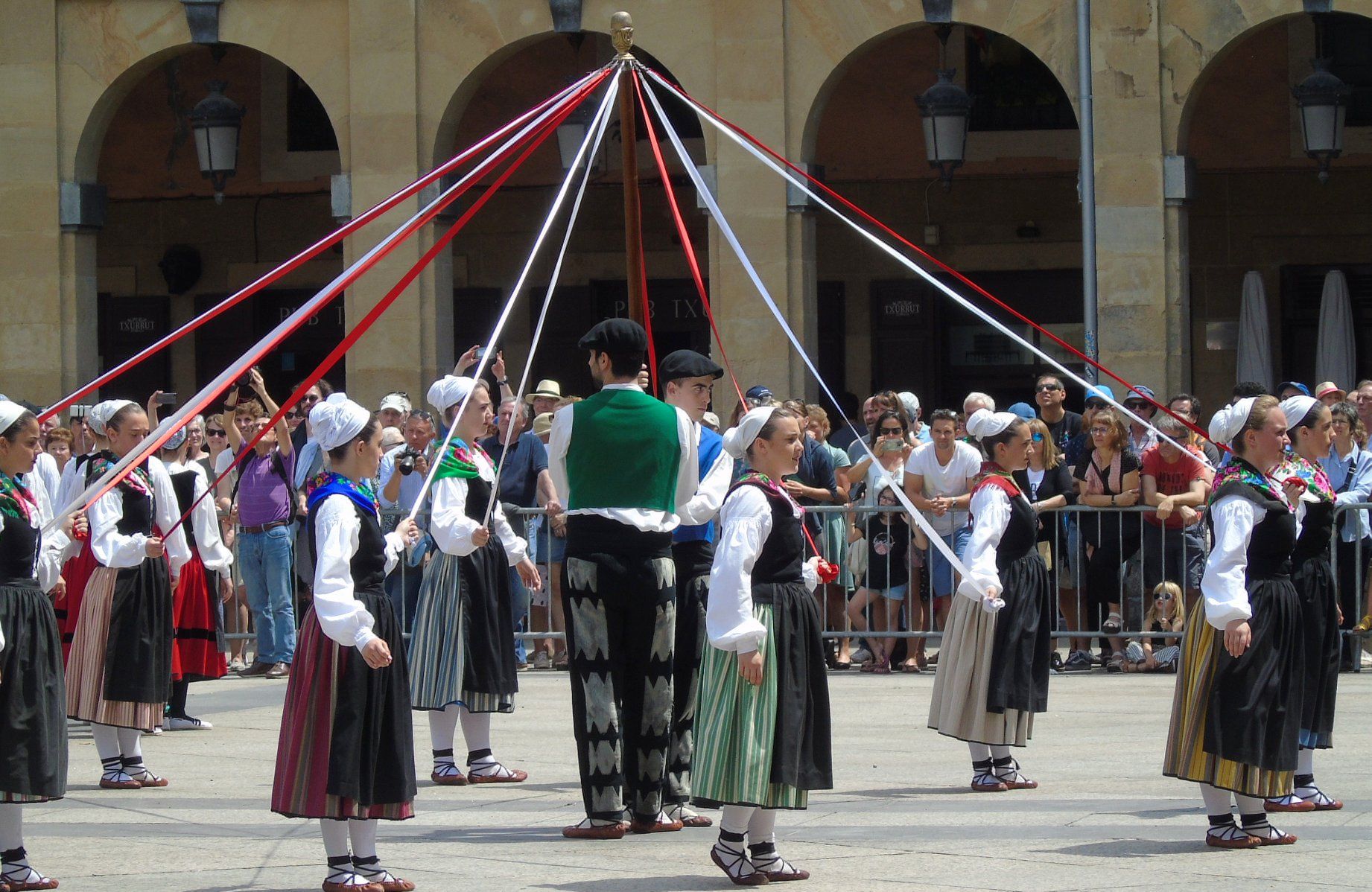 64900888_10216502396103953_2704329804353634304_o