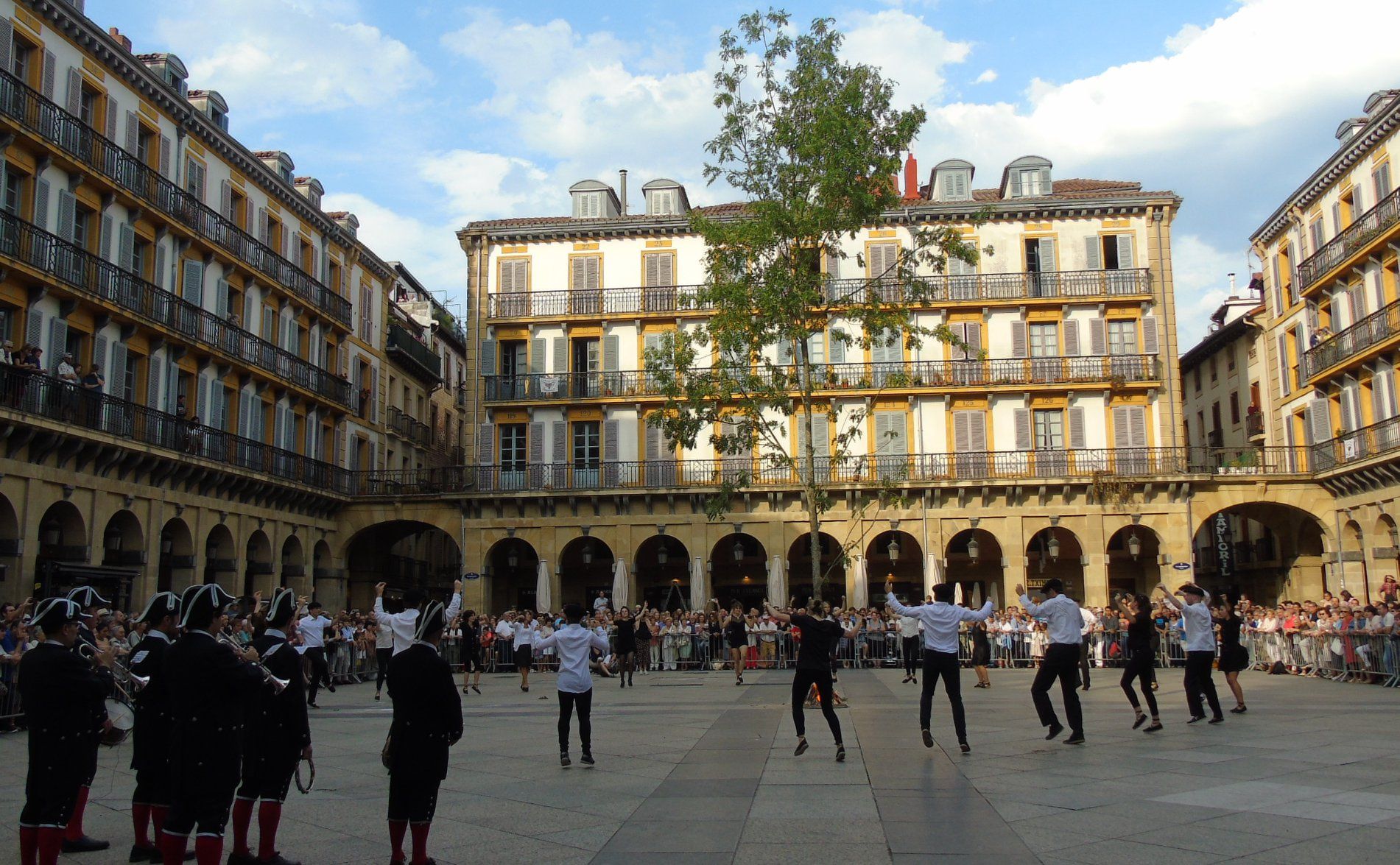 65386744_10216502443145129_4388434696418099200_o