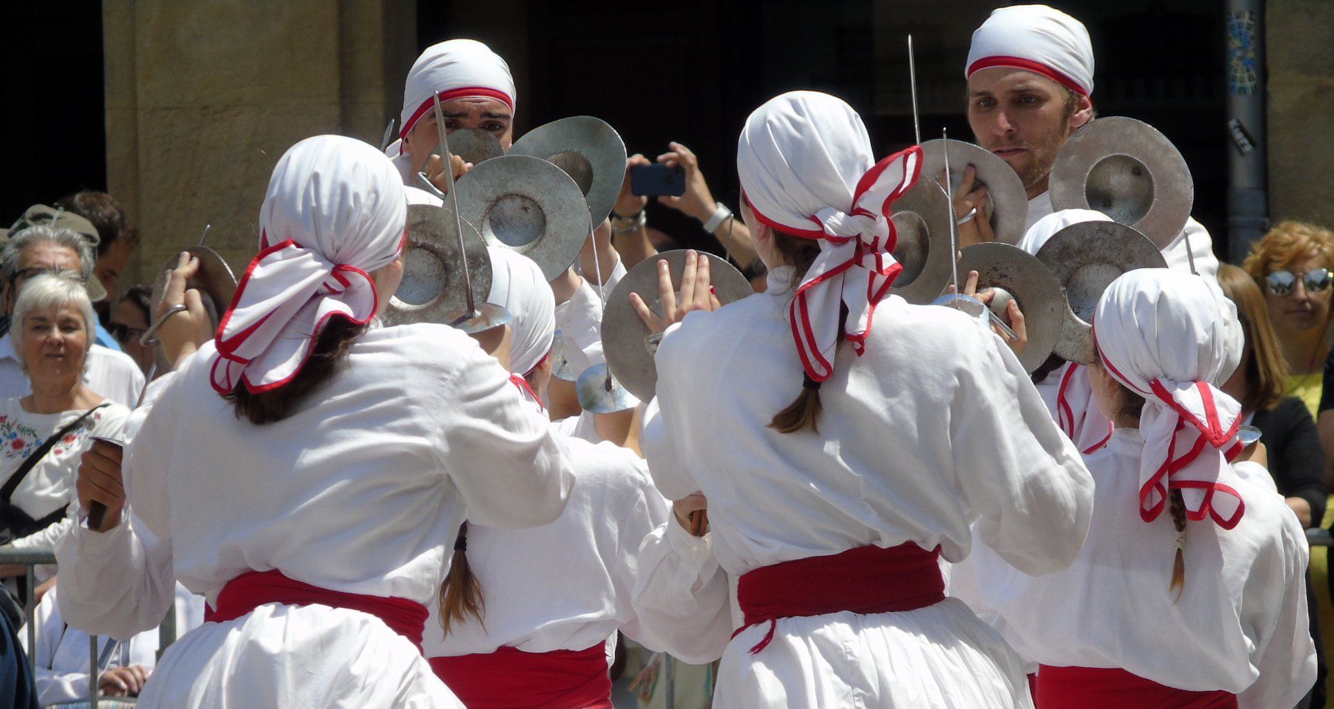 65424717_10216502396263957_7536239377530224640_o