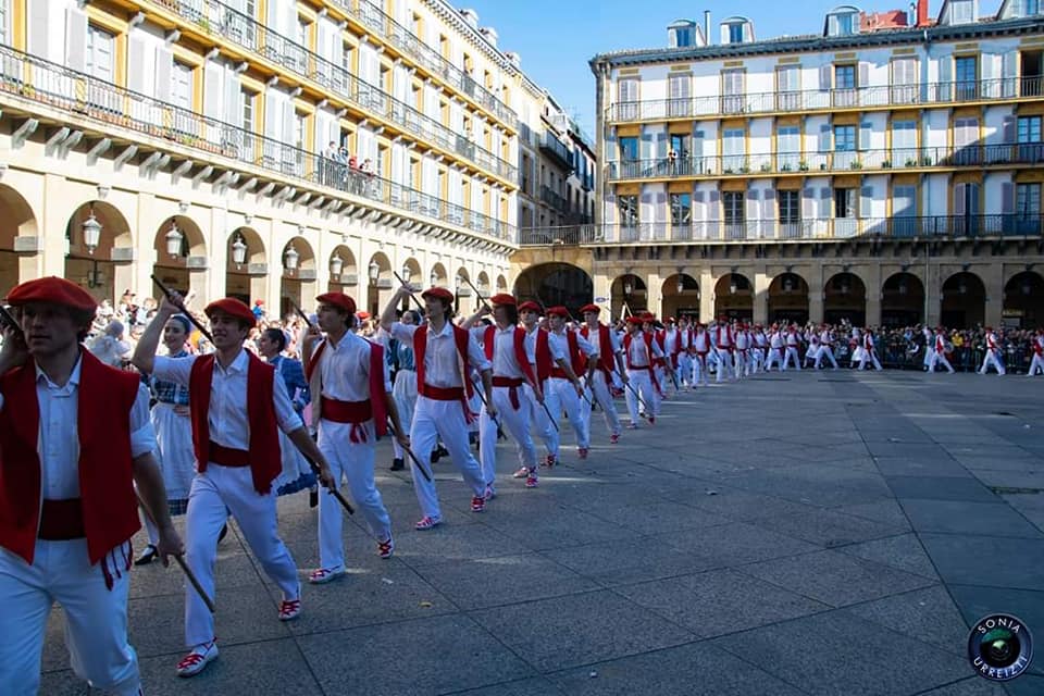 84356586_10218269346076598_7300938249894100992_n