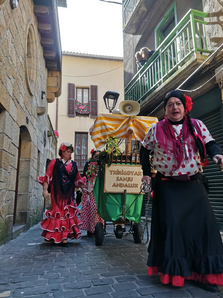 87054384_10218418473644694_9170945342462492672_n