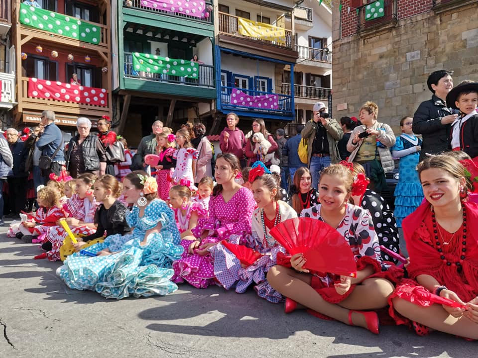 87143484_10218418463644444_298048503886643200_n