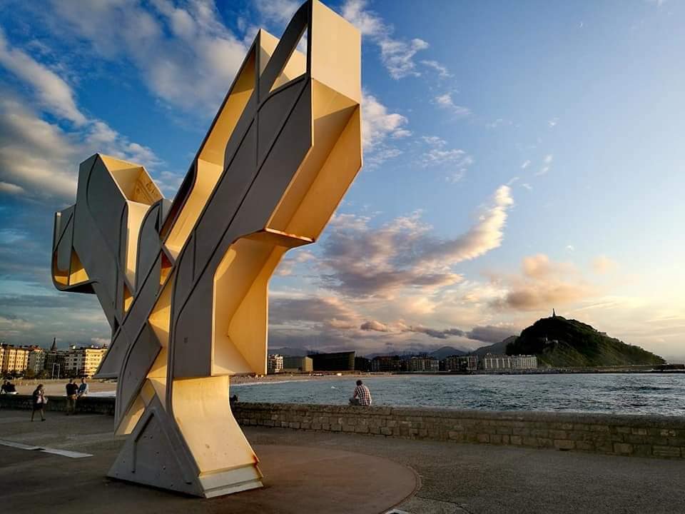 02. SS. PASEO MARITIMO. RECORRIDO 1. PALOMA PAZ. CARLOS BENGOA